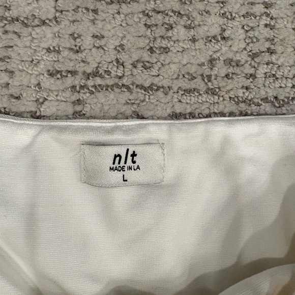 Ivory Mesh Crop Top - Picture 2 of 3